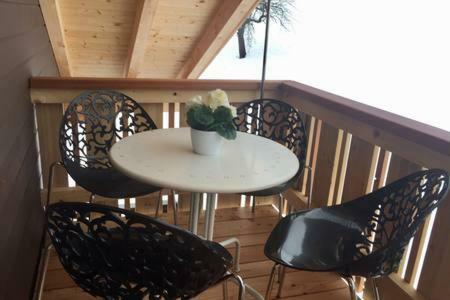 Wetterhorn, Eiger, Jungfrau, Amazing! Appartement Grindelwald Buitenkant foto