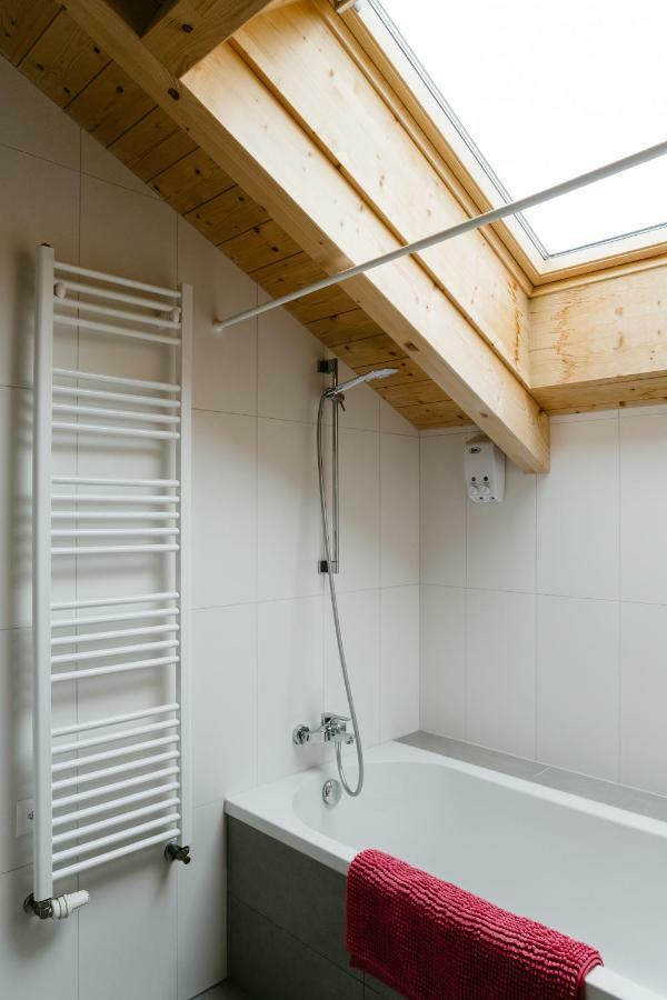 Wetterhorn, Eiger, Jungfrau, Amazing! Appartement Grindelwald Buitenkant foto